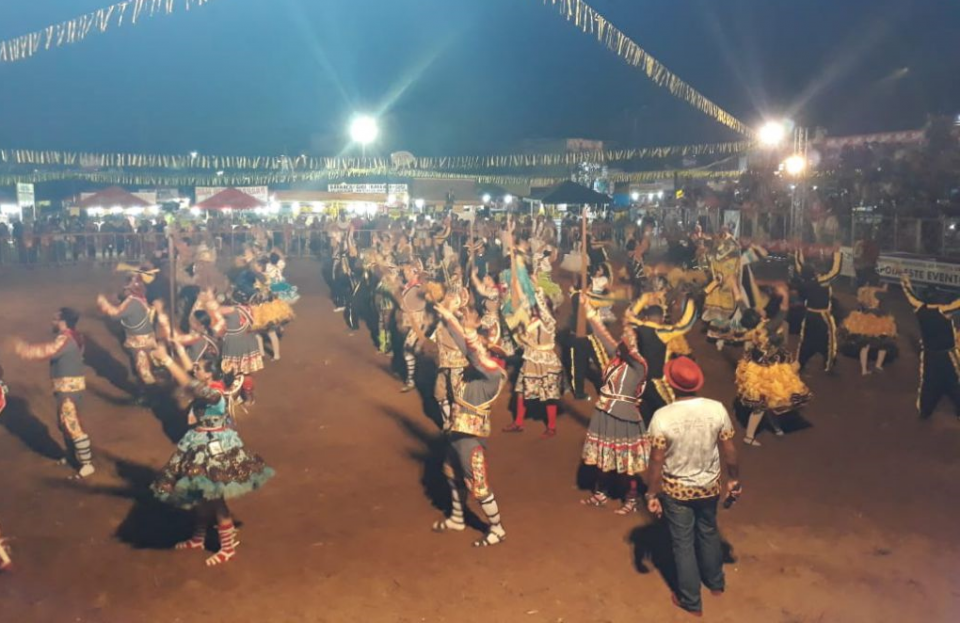 Rádio Farol e Girassol Abrem Arraial da Amizade