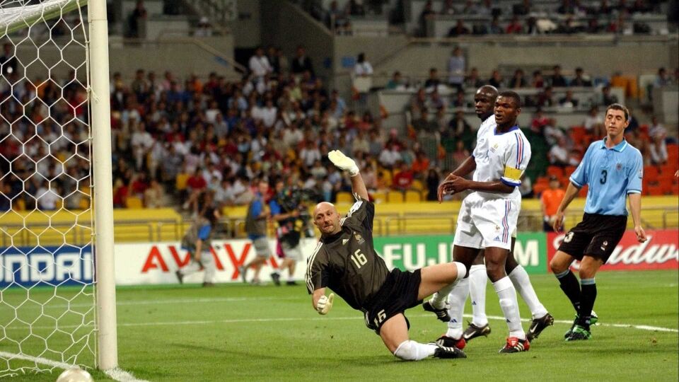 Adversários nas quartas, Uruguai e França têm histórico de jogos feios