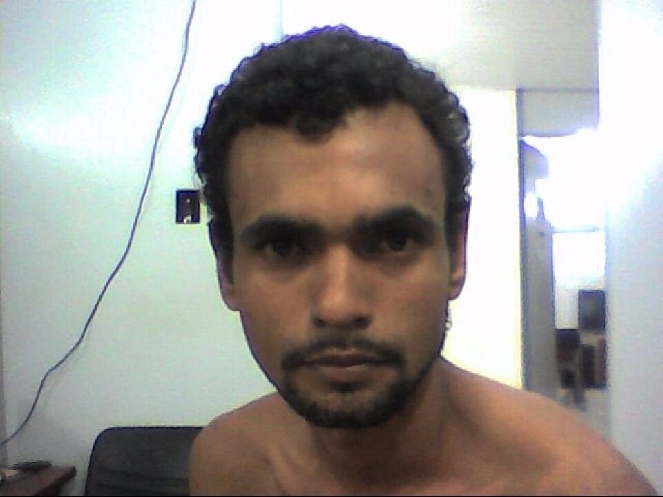 Homem é preso após tentar matar idoso a facadas durante briga em bar da Capital