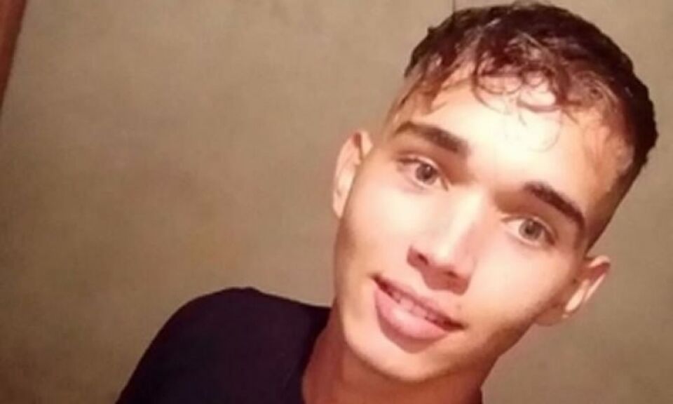 Adolescente vai colocar sal para gado, mas é encontrado morto em córrego