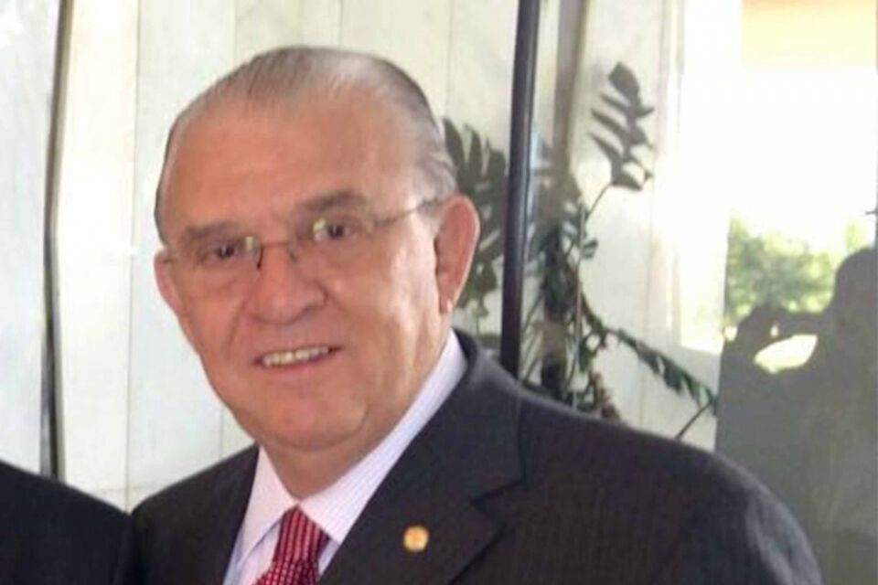 Morre vítima de câncer o ex-senador Moreira Mendes