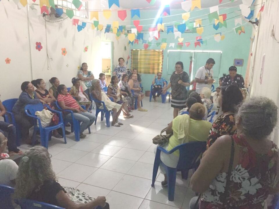 CRAS Irmã Dorothy realiza oficina “Aprendendo a Fazer Sabão”