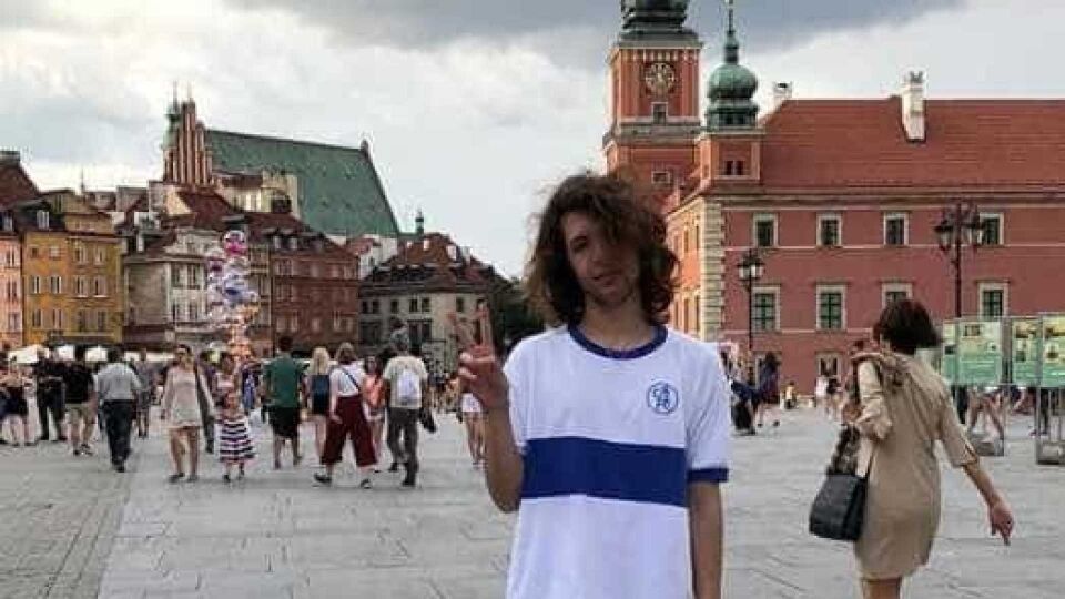 Filho de Mick Jagger e Luciana Gimenez volta a provocar Galvão Bueno