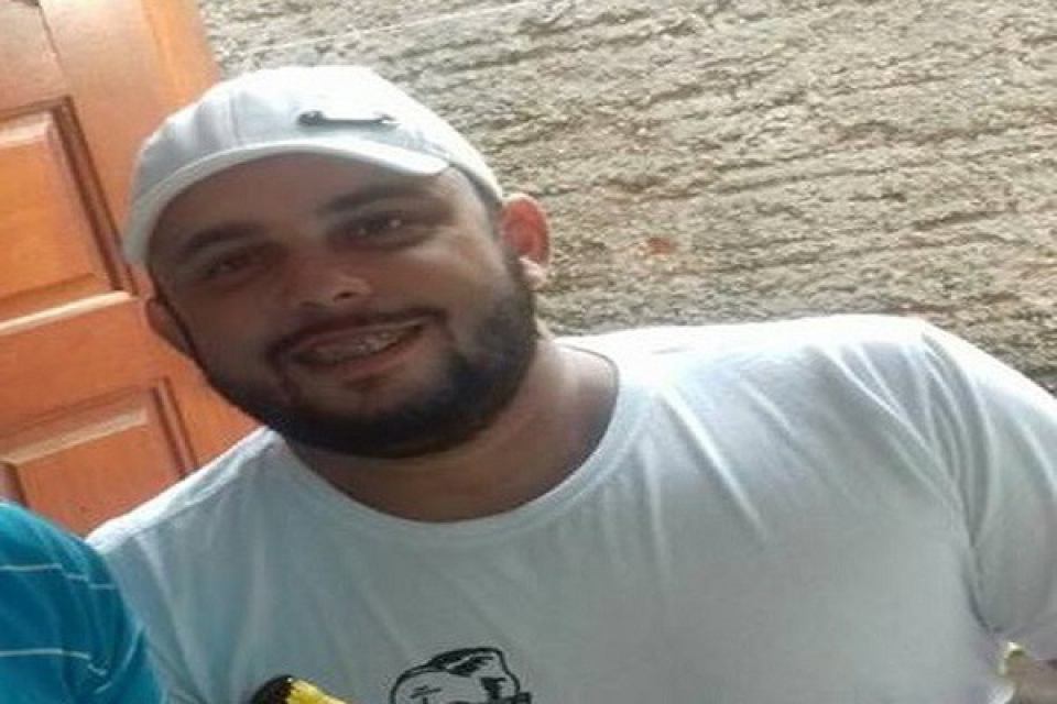 Justiça nega pedido de liberdade para suspeito de matar caminhoneiro a pedrada em RO