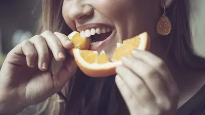 Comer uma laranja por dia reduz risco de degeneração ocular