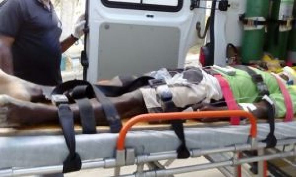 Homem é socorrido após ser espancado na zona Leste