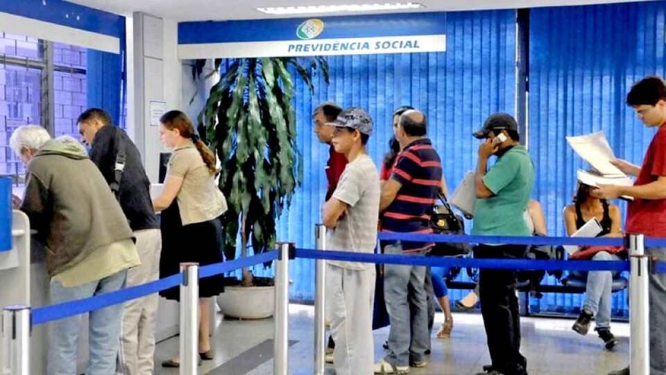 Desaposentados podem ter que devolver dinheiro ao INSS
