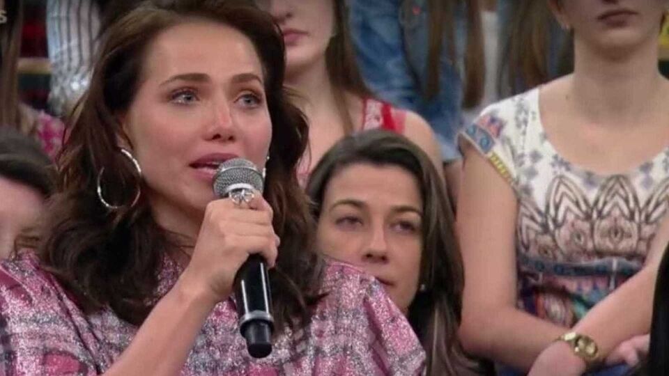 Letícia Colin se emociona ao falar de personagem em 'Segundo Sol'