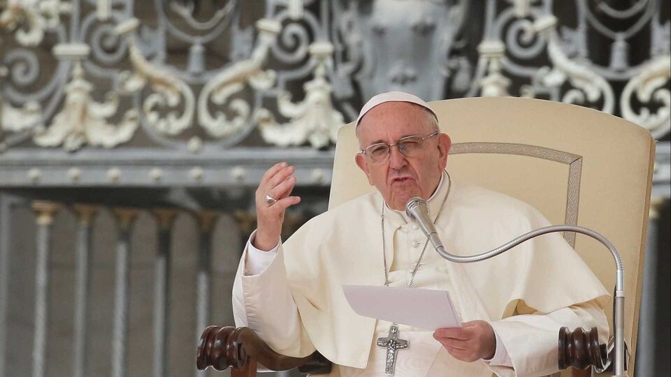 Papa Francisco faz novo apelo contra mortes no Mediterrâneo