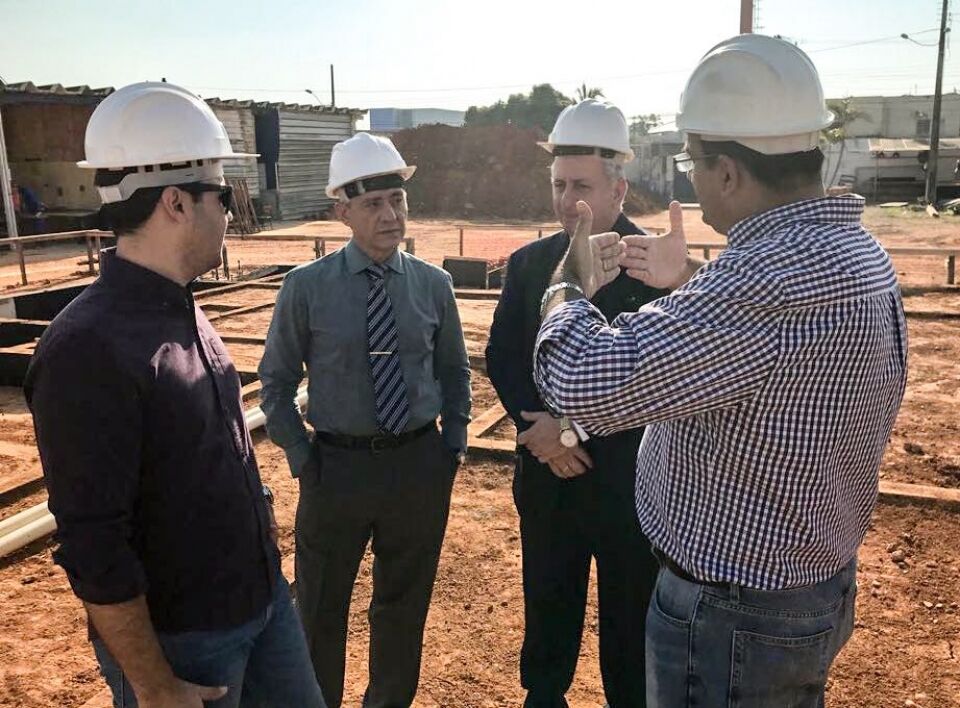 Magistrados visitam obra do novo Fórum da capital