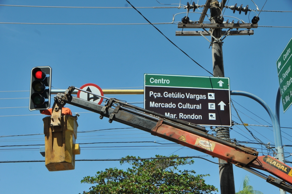 Prefeitura inicia revitalização dos semáforos de Porto Velho