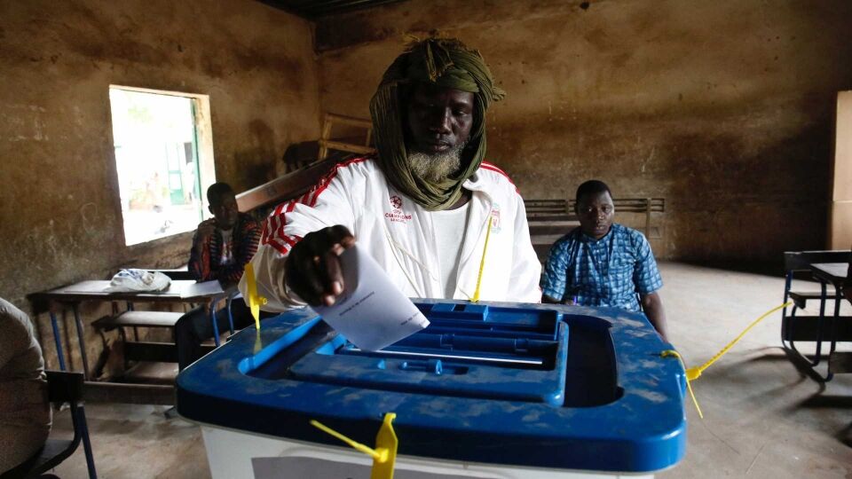 Mali elege novo presidente em clima de tensão e medo neste domingo