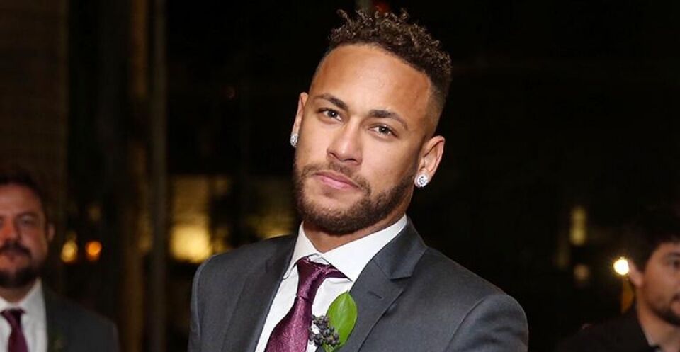 Neymar faz desabafo patrocinado, mas é duramente criticado na web