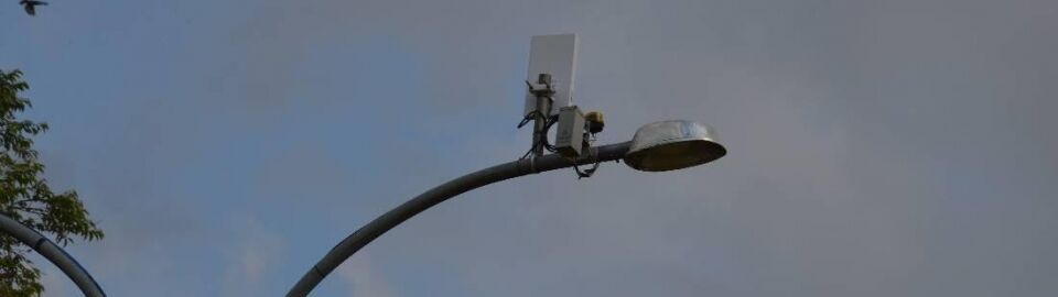 Prefeitura Digital: Projeto de inclusão social fornece internet wi-fi gratuita em praças de Ariquemes.