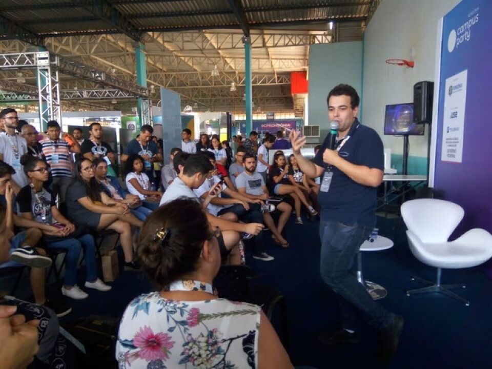 Palco Educação do Futuro inicia a programação na Campus Party Rondônia