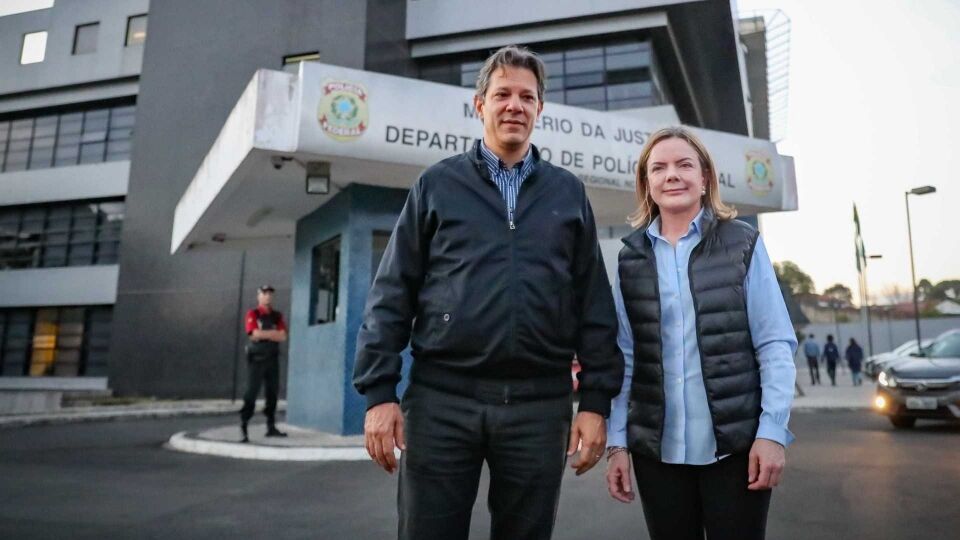 Com medo de impugnação, Lula desiste de pedido de liberdade no STF