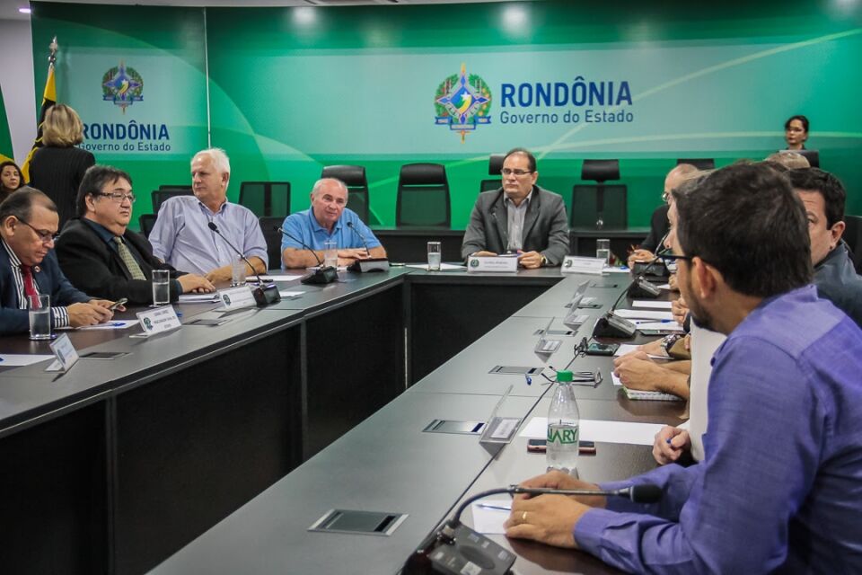 Governo, Tribunal de Justiça e parlamentares discutem alongamento da dívida do Beron