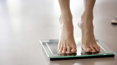 Descubra como queimar 600 calorias sem sair de casa