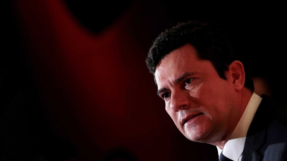 Moro diz não poder responder convite de Alvaro Dias para ser ministro