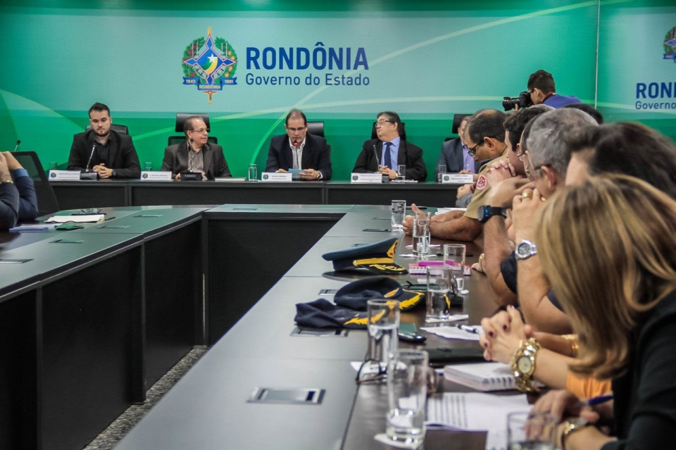 Reunião do Governo discute dívida do Beron e medidas junto ao Supremo Tribunal