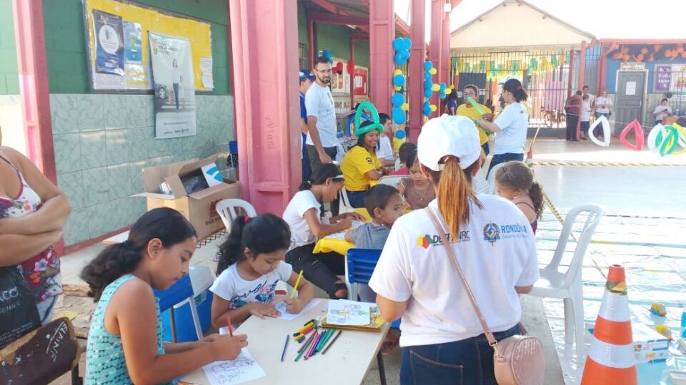 Prefeitura realiza ação social no Bairro Cidade do Lobo