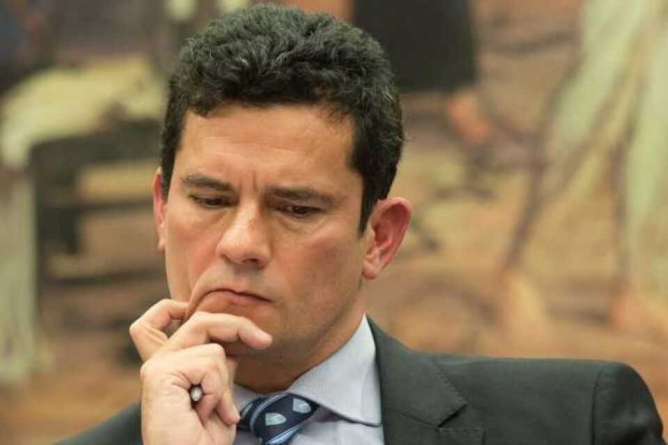 Moro manda prender ex-executivos da Mendes Júnior para cumprirem pena
