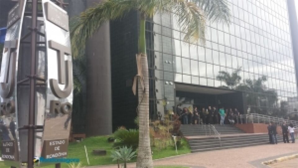 Justiça de Rondônia condena Estado a indenizar irmão de apenado que cometeu suicídio