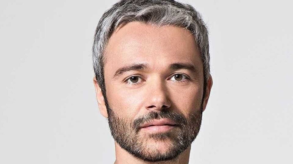 Sem emprego na TV, ex-global aposta na música