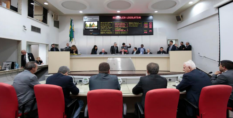 Regimento Interno é alterado e veda atividades parlamentares em períodos eleitorais