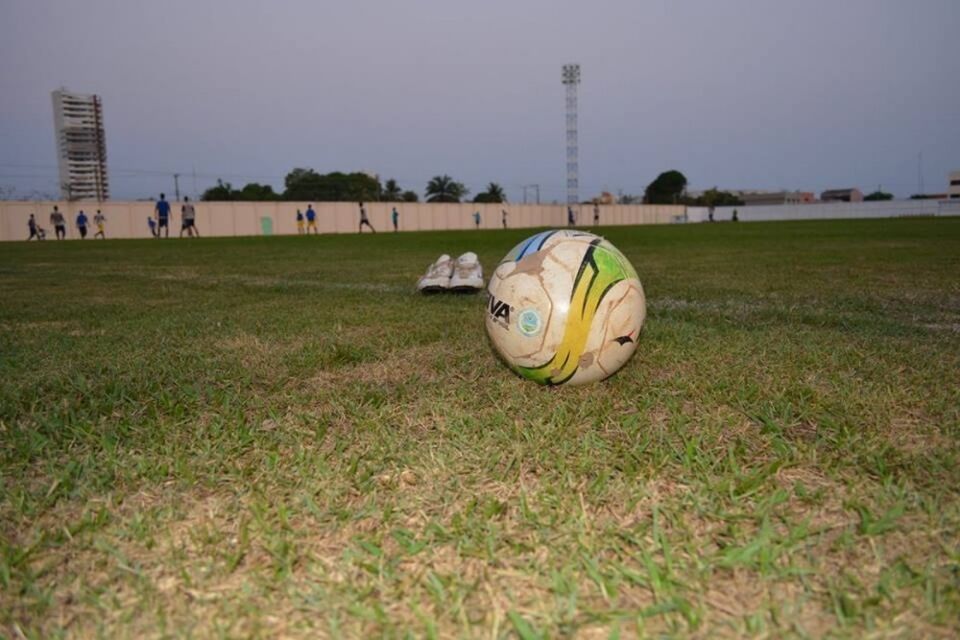 Um rubro-negro e um azulão dividem a artilharia do Campeonato Sub-20