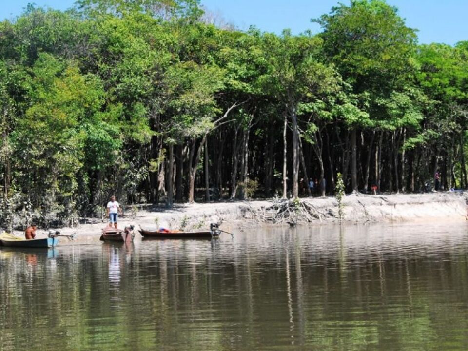 Corpo de Bombeiros faz alerta para riscos de afogamentos em rios e balneários