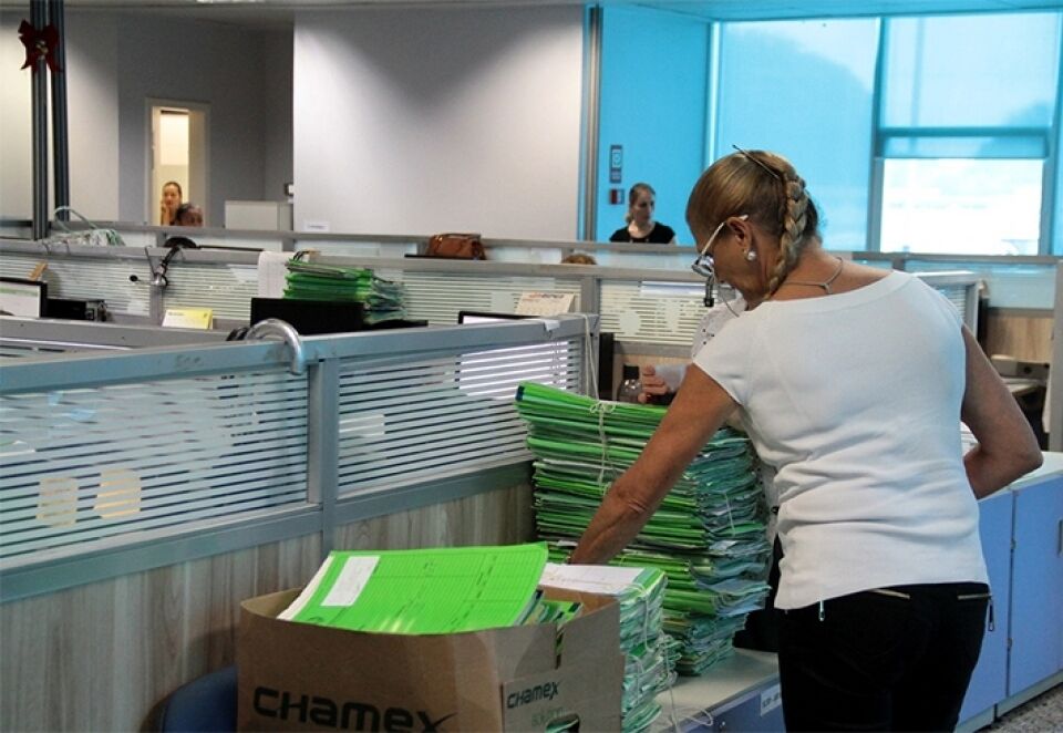 Governo antecipa salários do servidor para este sábado