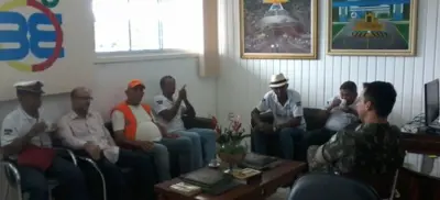Associação dos Ferroviários e 5º Bec analisam estratégia de revitalização da E.F.M.M