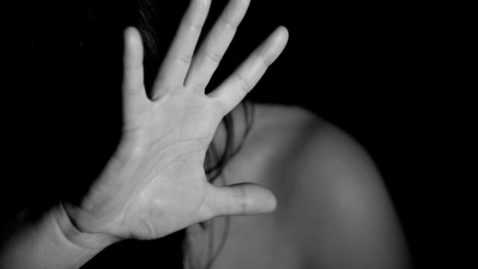 Justiça do Rio cria protocolo de amparo a vítimas de feminicídio