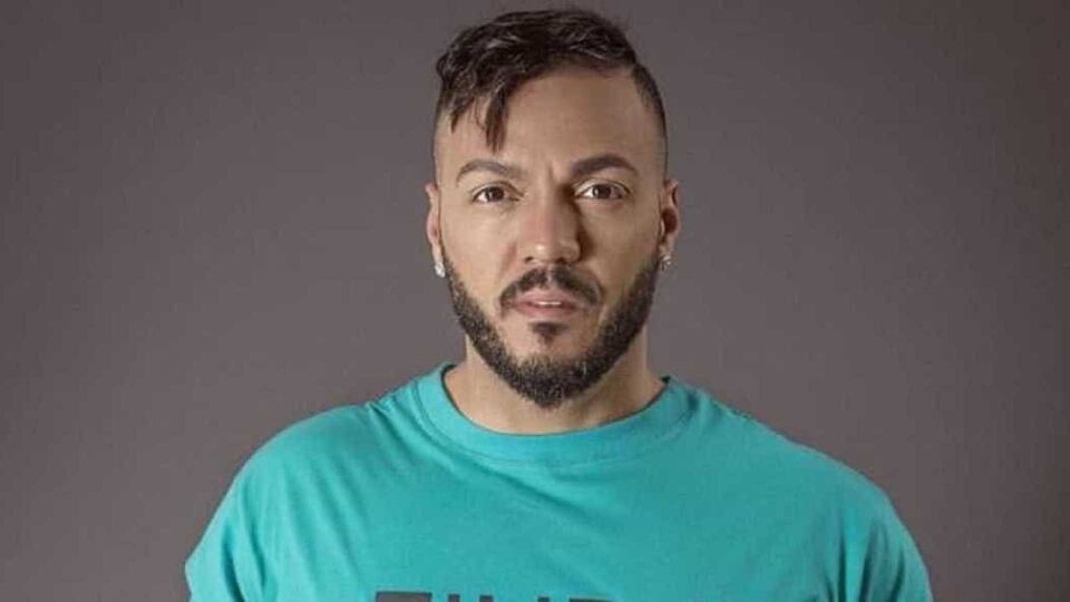 Belo deve para hospital que sua mãe ficou internada após ataque de cão