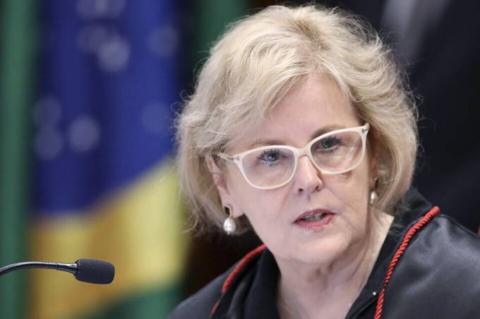 Pedido de voto em evento religioso é abuso de poder econômico, decide TSE