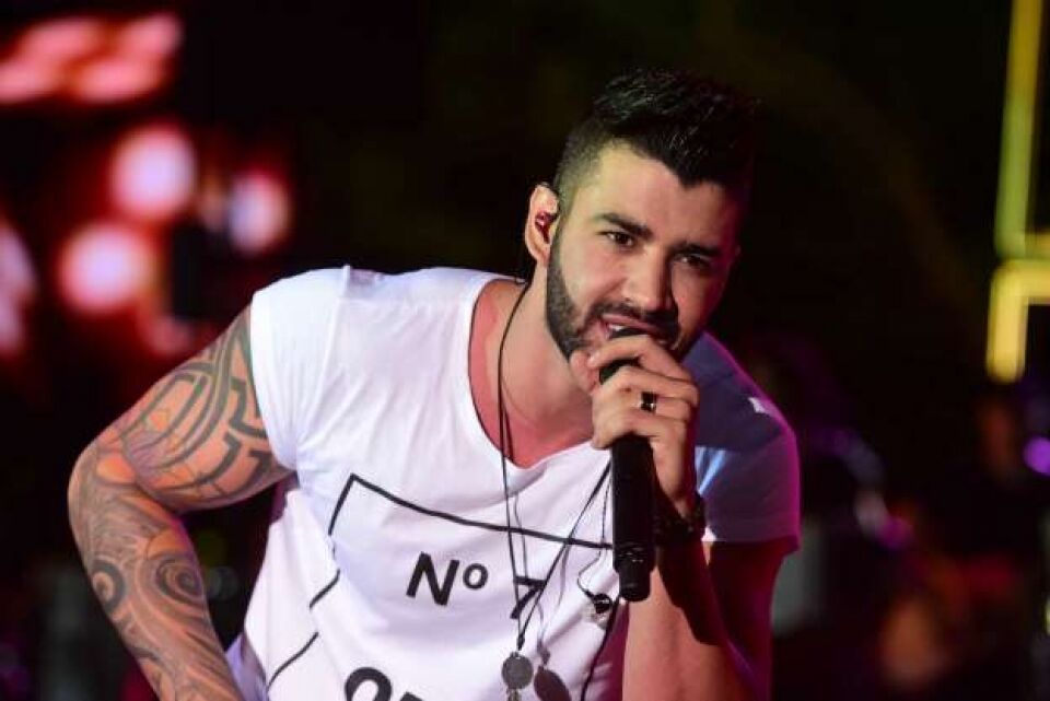 Gusttavo Lima faz show de 5 horas e 40 minutos na Festa de Barretos