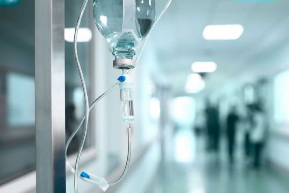 Policial repreende traficante em bar e é golpeado na cabeça com caco de garrafa de vidro em Porto Velho