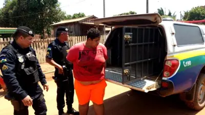 Rabecão é acionado para remover corpo e encontra idoso vivo