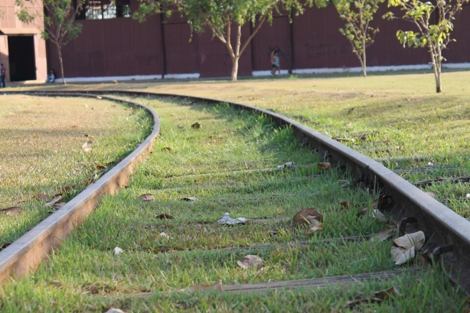 Turistas lamentam suposto desmonte do Complexo Ferroviário e querem reativação da ferrovia até Guajará