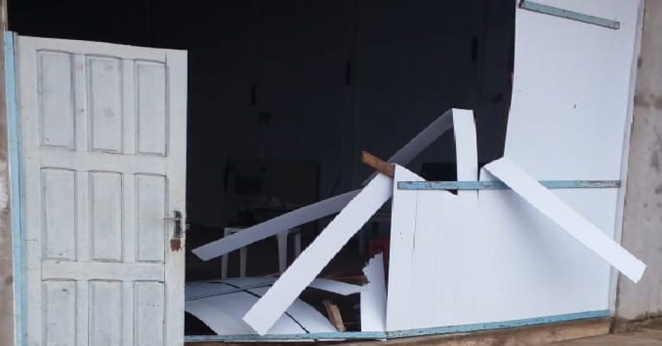 Ventania traz caos a cidade