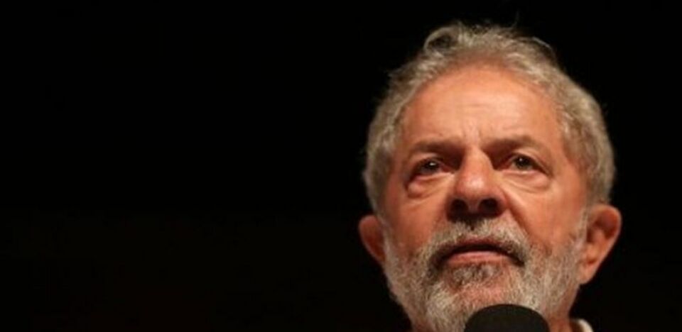 TSE determina suspensão de inserções de 30s do PT com Lula como candidato