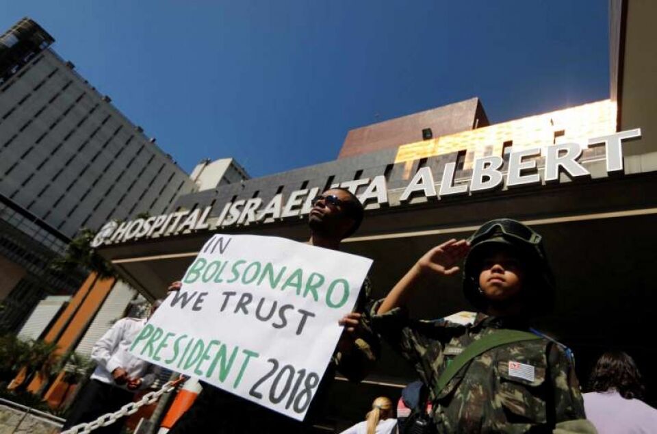 'Estou bem e me recuperando', diz Bolsonaro em mensagem