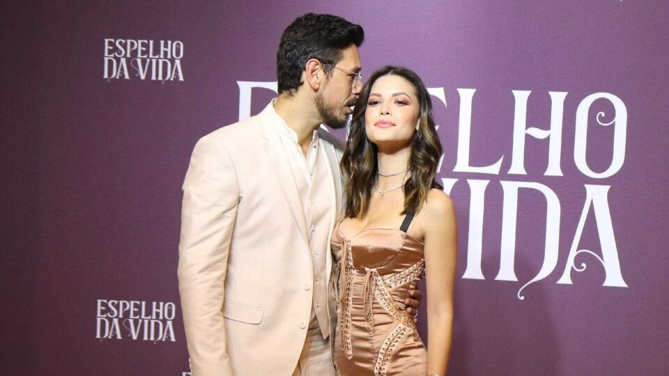 Vitória Strada desmente romance com João Vicente de Castro