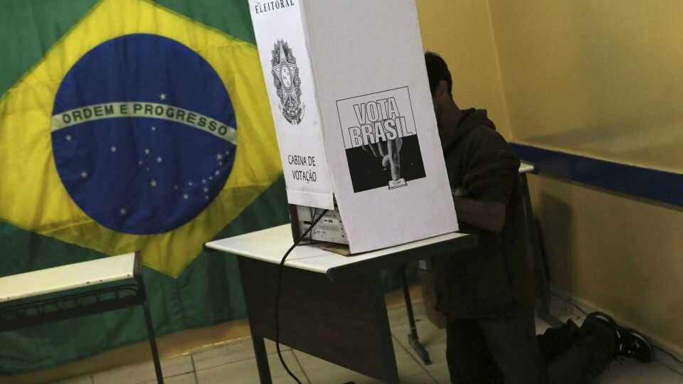 Nome militar nas urnas cresce 39% nas eleições