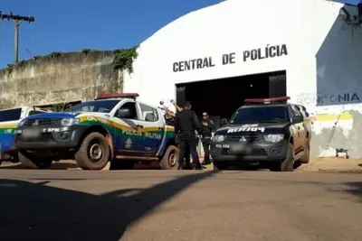 Adolescente é agredida após cantar dentro de ônibus em Porto Velho