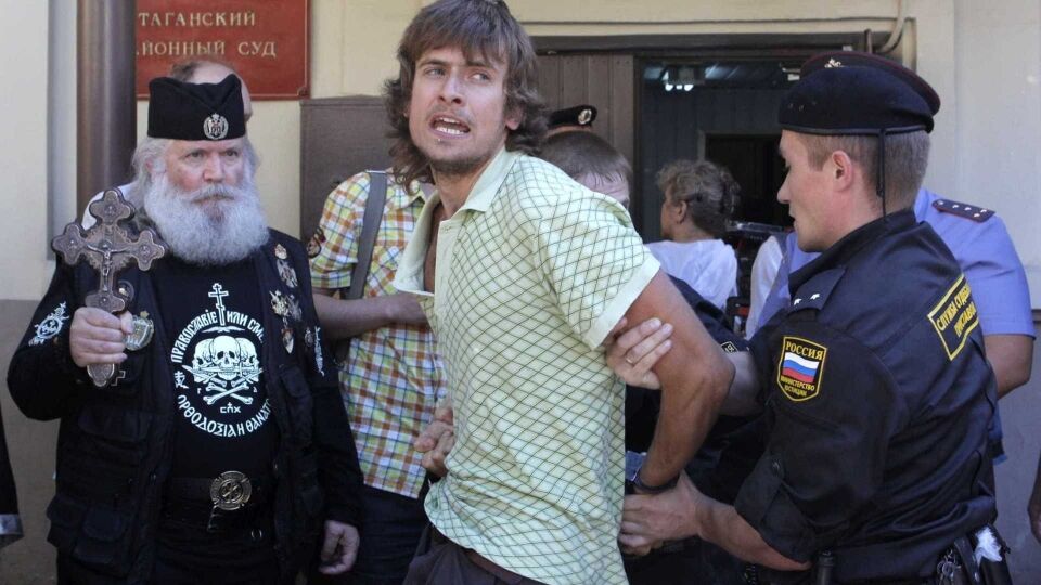 Ativista do Pussy Riot provavelmente foi envenenado, diz médico alemão