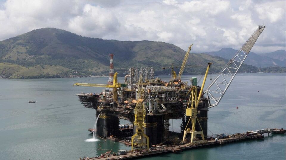 Governo arrecada R$ 6,82 bi em último leilão do pré-sal