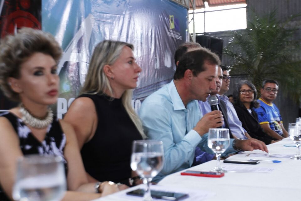 Prefeito Hildon Chaves dá ordem de serviço para o início da revitalização do Complexo da EFMM