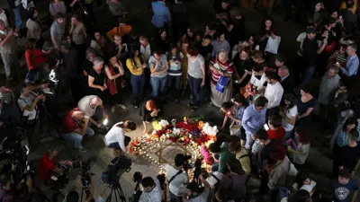 Família de Charles Aznavour cede e aceita funeral 'nacional'
